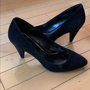 Jessica Simpson suede heel - black